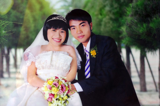 Lê Thị Mai và Đặng Ngọc Vượng chụp ảnh cưới.