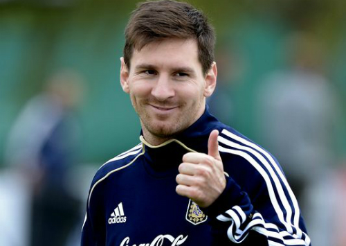 Messi bị chỉ trích nặng nề sau khi giành QBV World Cup 2014 và mới đây là cáo buộc trốn thuế. Ảnh: AFP.