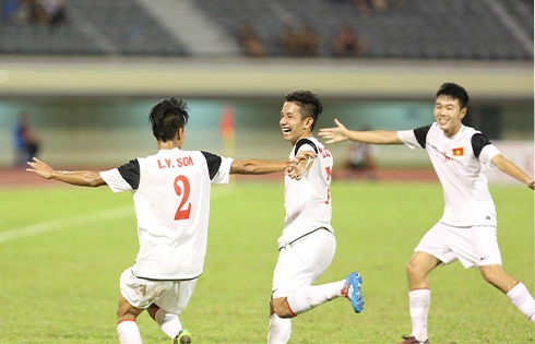 Niềm vui của các cầu thủ U19 Việt Nam sau bàn thắng duy nhất của trận đấu