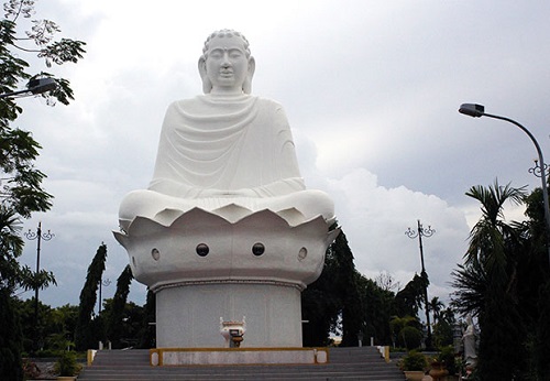  The Hoa My Sakyamuni Buddha Statue