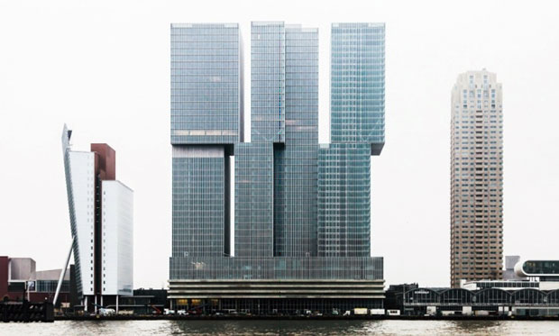 Tòa nhà De Rotterdam ở  Rotterdam (Hà Lan) là tòa nhà cao tầng đẹp nhất châu Âu. Đó là tòa nhà mang hơi hướng của nhà chọc trời kiểu Mỹ của thế kỷ trước song vẫn xen kẽ dấu ấn nghệ thuật của Hà Lan.