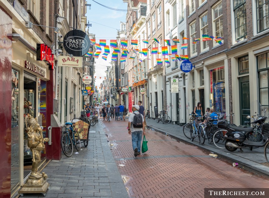 Do sự thoải mái trong kinh doanh nên tội phạm đã không trở thành vấn đề nổi cộm ở Amsterdam.