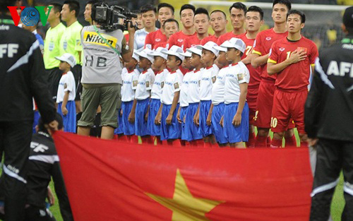 Tuyển Việt Nam được thưởng 3 tỷ sau chiến thắng 2-1 trước Malaysia