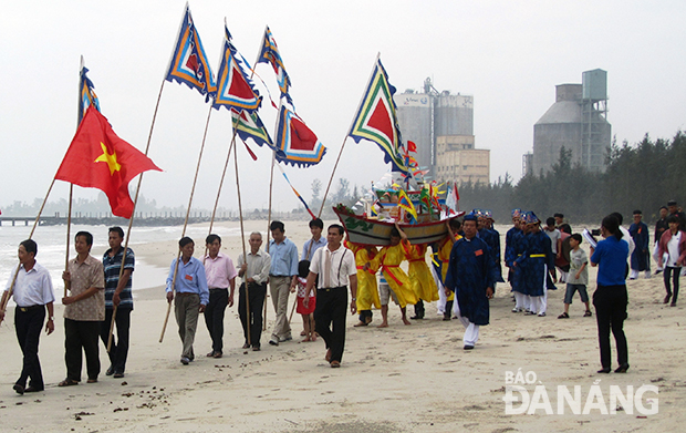 Lễ hội văn hóa biển tổ chức hằng năm tại khu dân cư văn hóa biển Kim Liên.