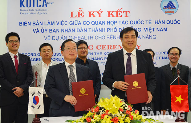 Lãnh đạo thành phố Đà Nẵng và KOICA ký kết dự án Q-Health.