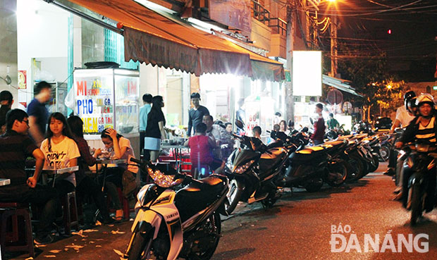 Phố chuyên doanh ẩm thực đường Phạm Hồng Thái đang được xây dựng, chuẩn bị đưa vào hoạt động.