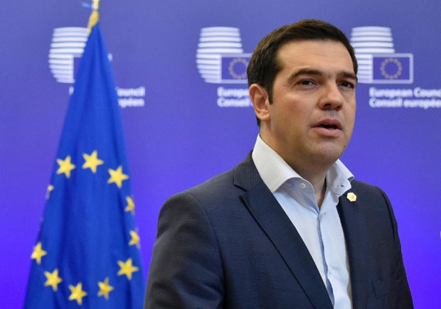 Thủ tướng Hy Lạp Alexis Tsipras đã có sự nhượng bộ các chủ nợ vào giờ phút cuối cùng.  						         Ảnh: AFP