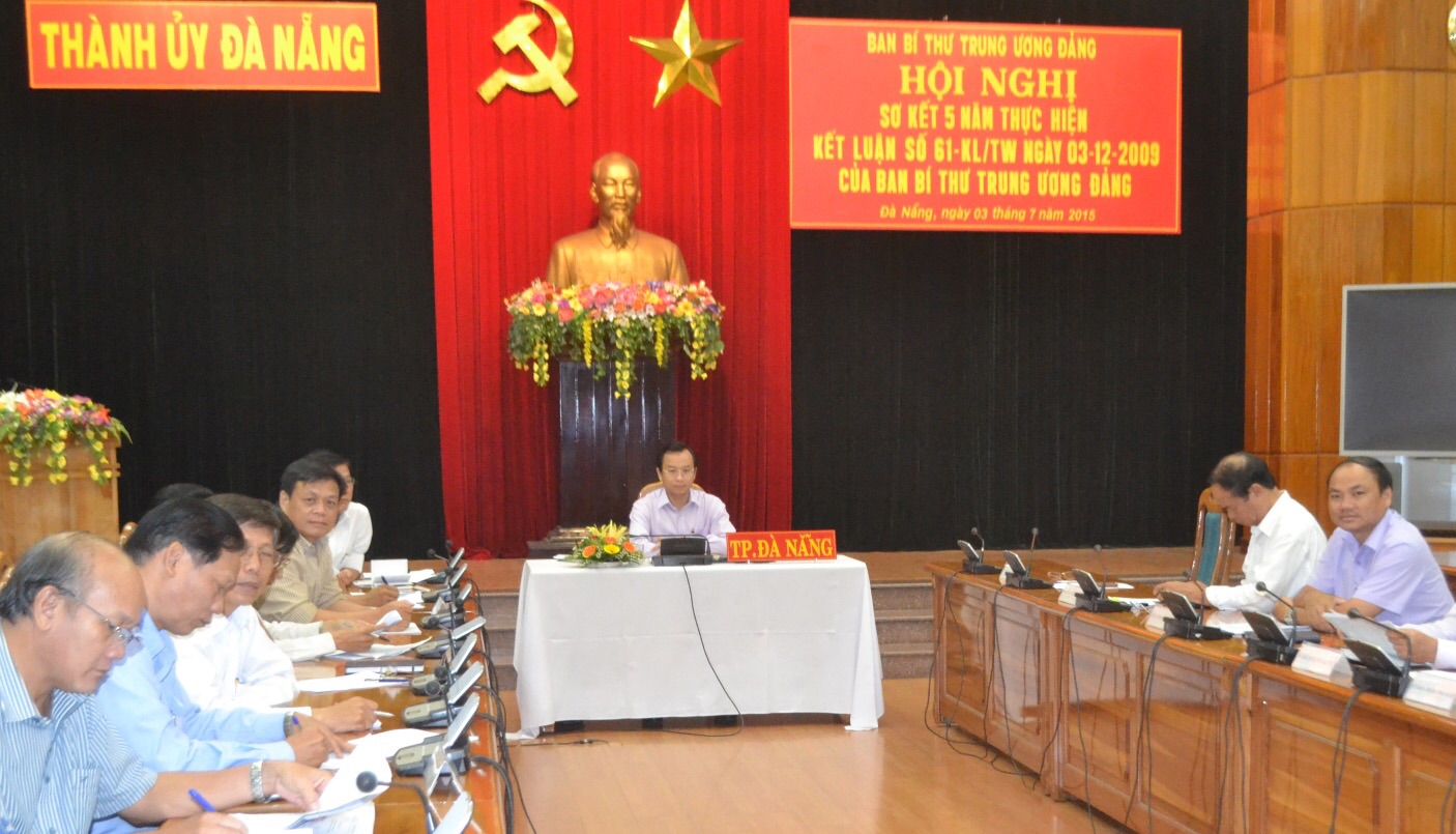 Phó Bí thư Thành ủy Nguyễn Xuân Anh chủ trì tại điểm cầu Đà Nẵng.