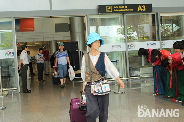 Đón khách Hàn Quốc đến Đà Nẵng bằng đường hàng không.
