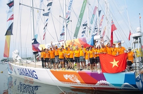 Crew members of the Da Nang Yacht. (Source: Internet)