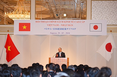 hủ tướng Nguyễn Xuân Phúc phát biểu tại buổi Đối thoại kinh tế cao cấp Việt Nam-Nhật Bản. Ảnh: VGP/Quang Hiếu