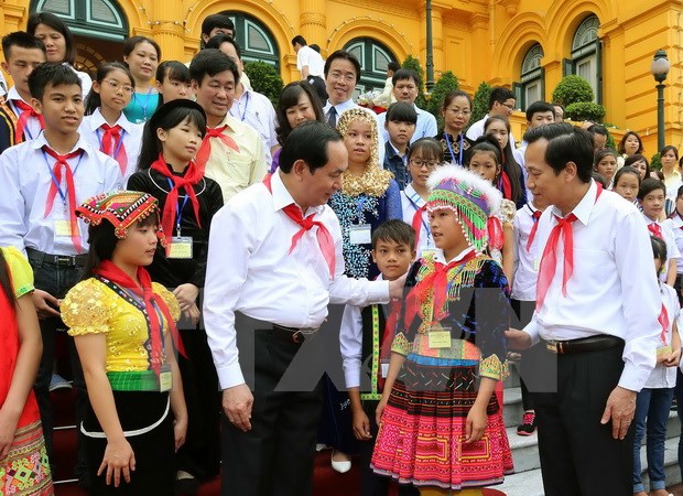 Chủ tịch nước Trần Đại Quang gặp mặt thân mật Đoàn đại biểu trẻ em có hoàn cảnh đặc biệt, khó khăn, nhân kỷ niệm ngày Quốc tế Thiếu nhi 1/6. 
