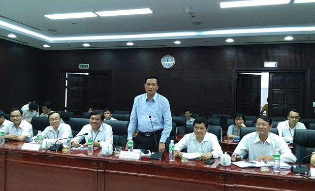 Phó Chủ tịch UBND thành phố Trần Văn Miên phát biểu tại buổi làm việc.