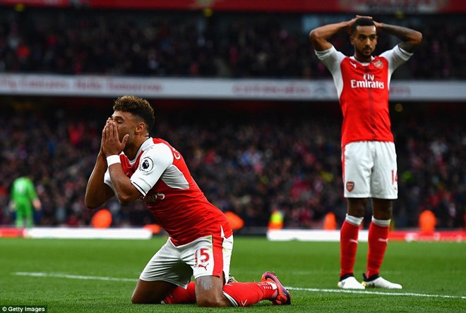 Arsenal hòa thất vọng trong ngày lên ngôi đầu. (Nguồn: Getty Images)