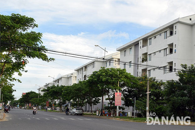 Công tác quản lý sử dụng nhà chung cư ở Đà Nẵng hiện nay còn nhiều bất cập.  Trong ảnh: Một góc khu chung cư Phú Lộc (phường Hòa Minh, quận Liên Chiểu). Ảnh: TRọng HÙNG