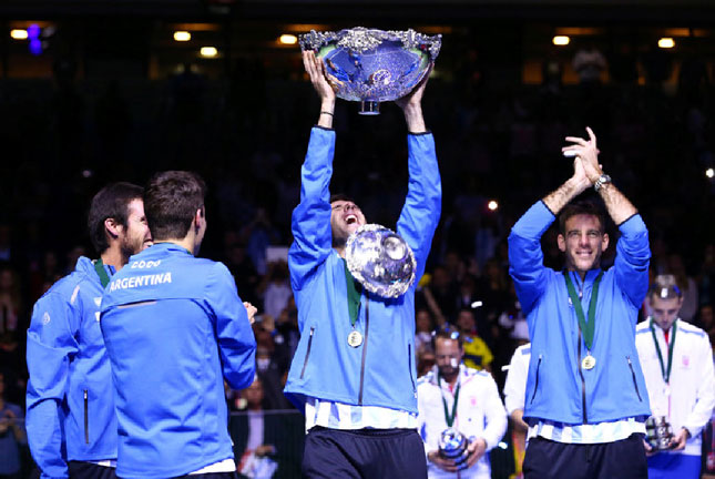 Juan Martín del Potro nâng cao danh hiệu vô địch Davis Cup 2016. Ảnh: Internet