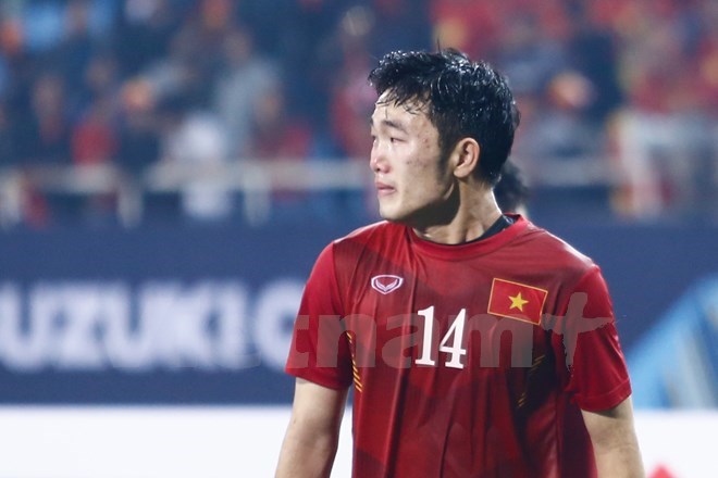Xuân Trường đã rơi lệ sau khi Việt Nam bị loại khỏi AFF Suzuki Cup 2016. (Ảnh: Vietnam+)