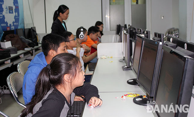 Đối với các em thiếu nhi, lớp học IT Kids là hoạt động học mà chơi - chơi mà học. 