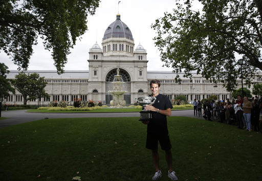 Quang cảnh khu vực vườn Carlton, nơi Federer chụp hình khoe cup