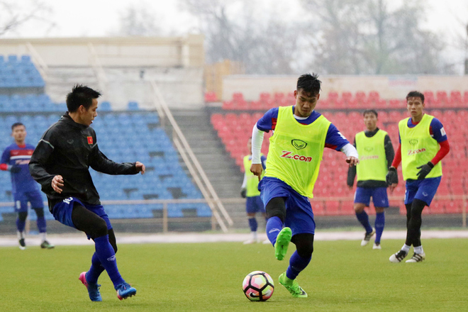 Các cầu thủ mới đá bù tại V-League như Văn Quyết, Minh Tuấn... đã hồi phục thể lực, tập luyện bình thường cùng các đồng đội.