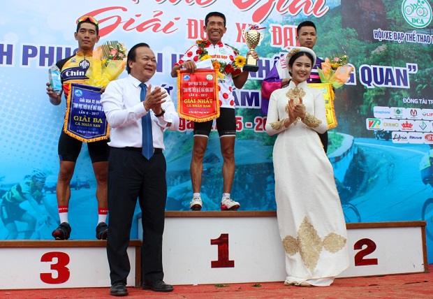  The winners of the men’s race (Photo: Internet)