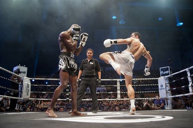 A Muay Thai match. The Martial Arts-Entertainment, CocoBay Championship, has been launched in the central city. — Photo courtesy of CocoBay Read more at http://vietnamnews.vn/life-style/377502/martial-art-entertainment-event-launched-in-da-nang.html#OxC6Wd5FppAfrfJm.99