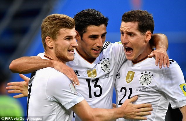 Niềm vui của các cầu thủ đội tuyển Đức.