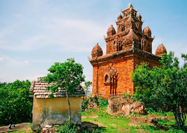 Tháp Po Rome ở Ninh Thuận sử dụng cơ số 13.