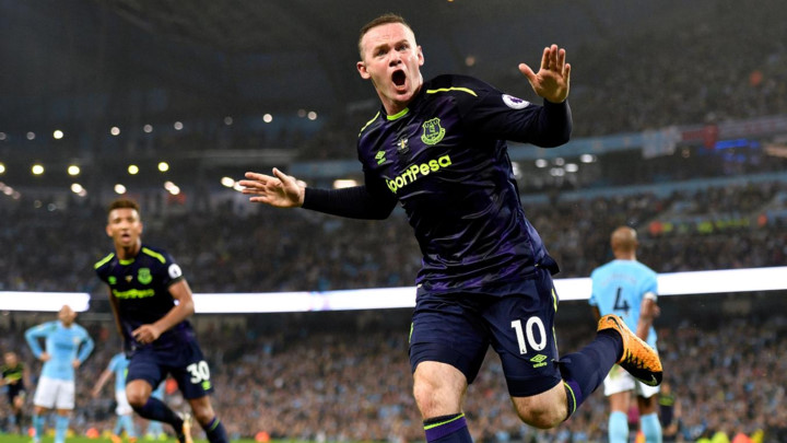 Man City 1-1 Everton: Wayne Rooney ăn mừng bàn thắng thứ 200 của mình ở Premier League.