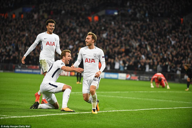 Lần đầu hạ Real Madrid, Tottenham có mặt ở vòng knock-out Champions League