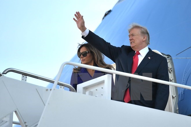 US President Donald Trump and his spouse Melania Trump started their Asian tour on November 3 (Photo: AFP/VNA)