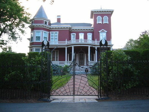 Nhà của Stephen King ở Bangor, Maine, Hoa Kỳ.