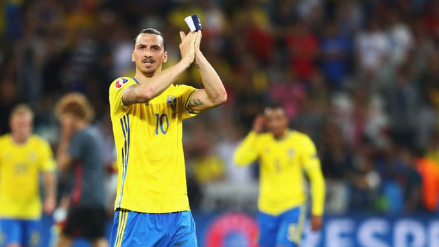 Sự ra đi của Ibrahimovic không làm Thụy Điển yếu đi