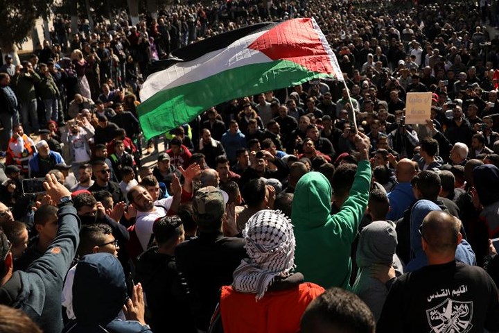 Quốc kỳ Palestine xuất hiện trong các cuộc biểu tình phản đối ở khu vực Thành phố Cổ thuộc Jerusalem.