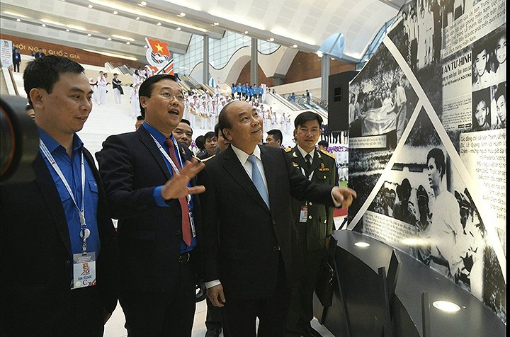  Thủ tướng Nguyễn Xuân Phúc thăm Triển lãm ảnh 