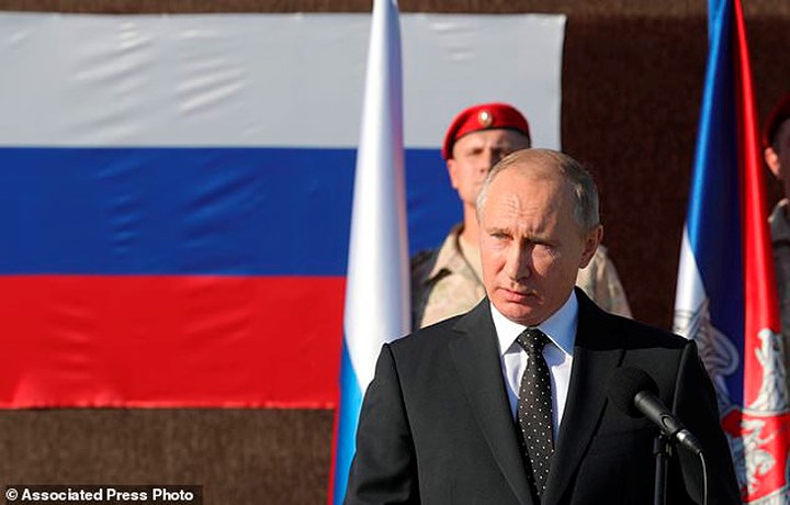 Ngoài ra, theo ông Putin, Nga còn đặt một trung tâm hòa giải tại Syria. Ảnh: AP.