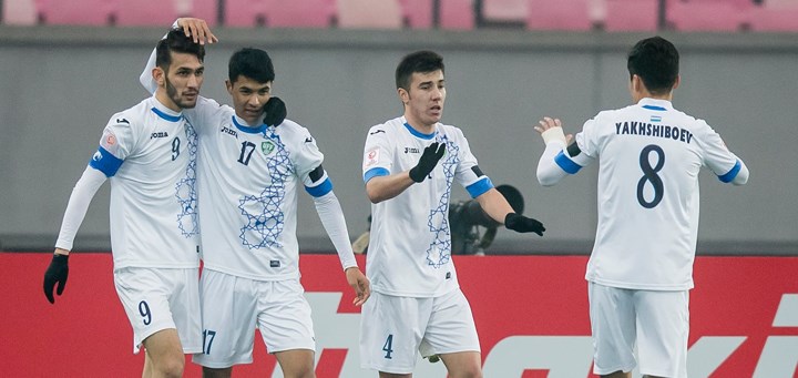 Trung vệ Akramjon Komilov (U23 Uzbekistan- số 4): Bên cạnh 1 bàn thắng vào lưới U23 Hàn Quốc, anh còn là chốt chặn vững chắc nơi hàng hậu vệ của U23 Uzbekistan.
