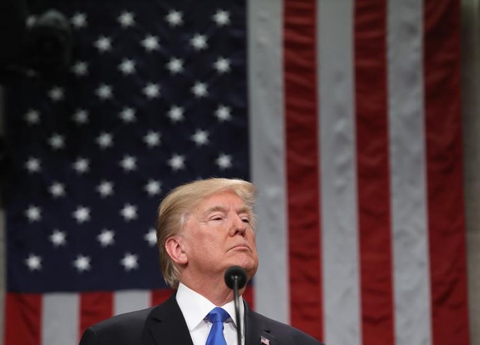 Bài phát biểu hơn 1 tiếng đồng hồ của ông Trump tập trung vào chủ đề xây dựng một nước Mỹ an toàn, mạnh mẽ và tự hào.