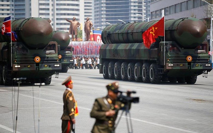 Các tên lửa chiến lược của Triều Tiên xuất hiện trong cuộc diễu binh tại thủ đô Bình Nhưỡng ngày 15/4/2017, để kỷ niệm 105 Ngày sinh của cố lãnh đạo Kim Nhật Thành.