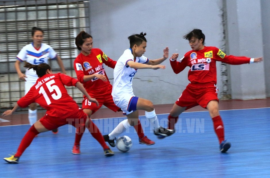 10 đội tham dự giải Futsal Vô địch quốc gia 2018