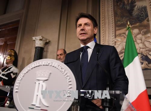 Ông G.Conte tuyên thệ nhậm chức, kết thúc khủng hoảng chính trị Italy