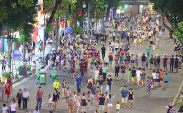 Chưa triển khai phố đi bộ kết hợp dịch vụ giải trí và chợ đêm đường Hùng Vương