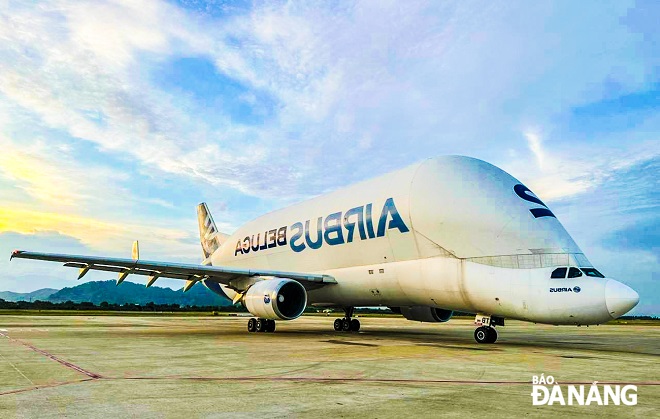 Máy bay Beluga có lần đầu đáp cánh xuống Đà Nẵng vào ngày 9-5 sau đó rời đi một nơi khác sau 14 tiếng 