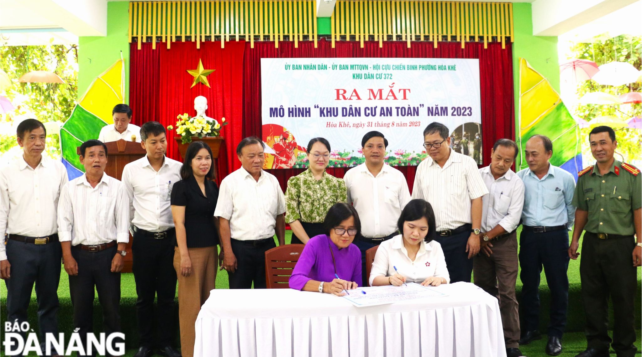 Các chi hội đoàn thể chính trị - xã hội tại KDC  372 (phường Hòa Khê, quận Thanh Khê) ký kết giao ức quyết tâm xây dựng mô hình 