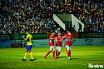 Sôi động trận giao hữu bóng đá của các ngôi sao Brazil và Việt Nam