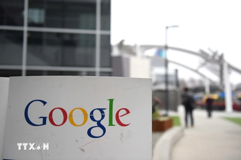 Biểu tượng của Google tại tòa nhà công ty ở Mountain View, California, Mỹ. Ảnh: AFP/TTXVN