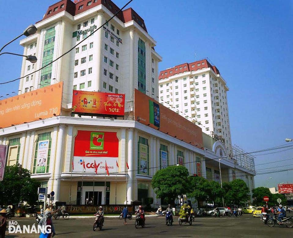 Vĩnh Trung Plaza, trung tâm mua sắm, ẩm thực, giải trí tổng hợp trên đường Hùng Vương