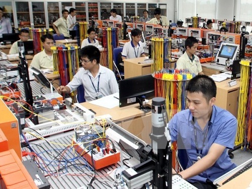 A production line in Mobile Samsung factory in Thai Nguyen  (Source: VNA)