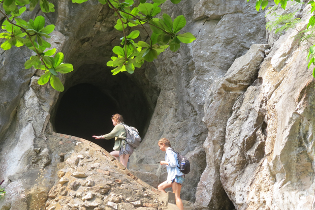 Những hang động kỳ bí tại danh thắng Ngũ Hành Sơn trở thành điểm đến không thể bỏ qua của du khách khi đến Đà Nẵng.