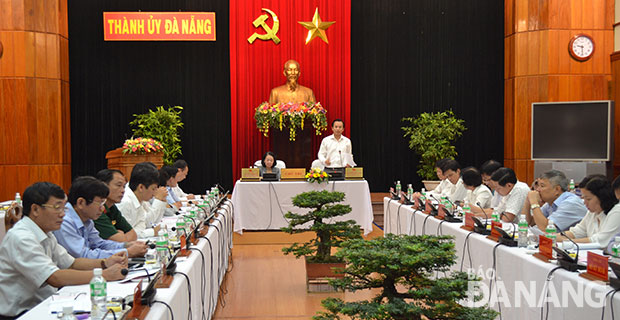 Đồng chí Nguyễn Xuân Anh phát biểu tại buổi làm việc với Đoàn công tác của Ban Dân vận Trung ương. Ảnh: ĐOÀN LƯƠNG